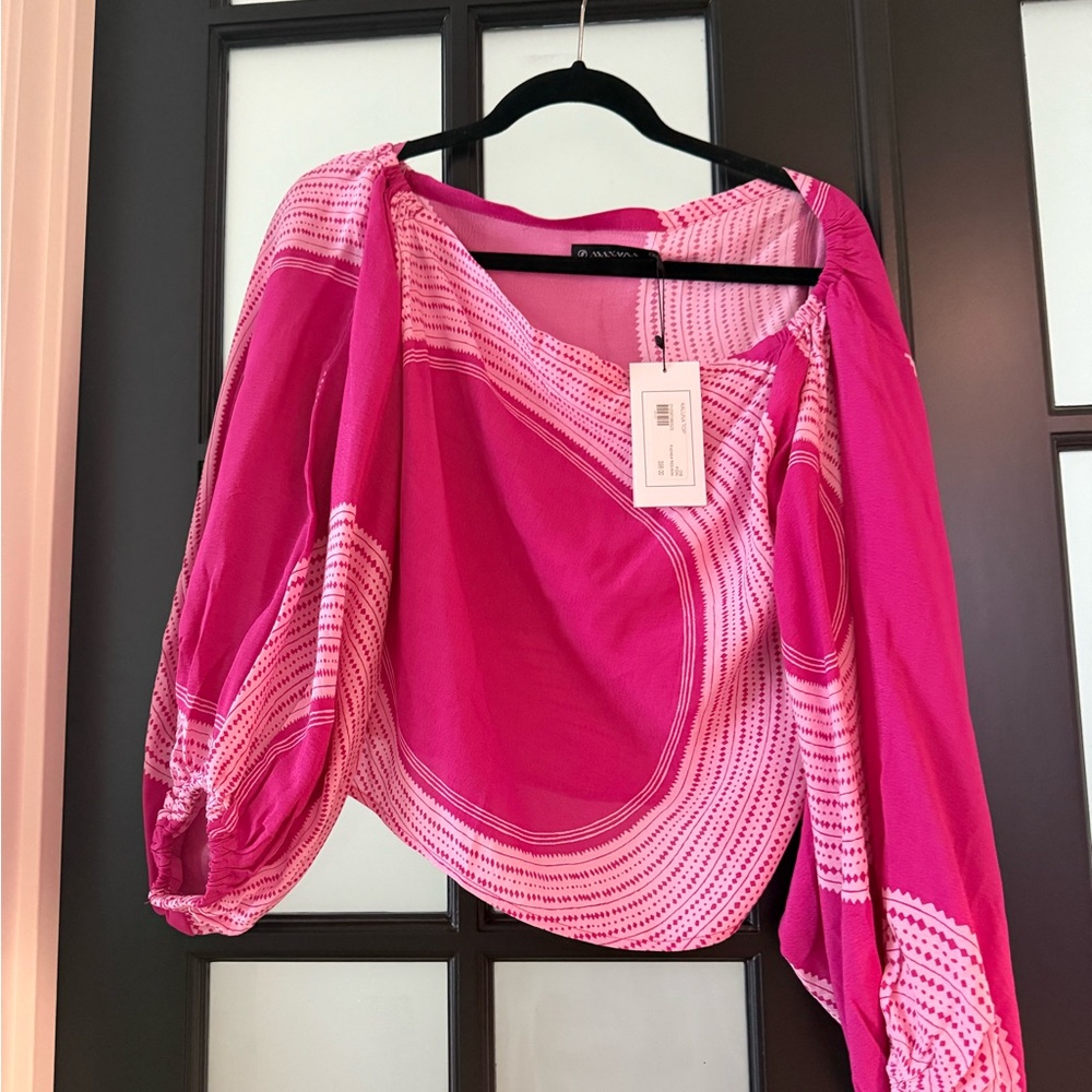 Manaola pink top